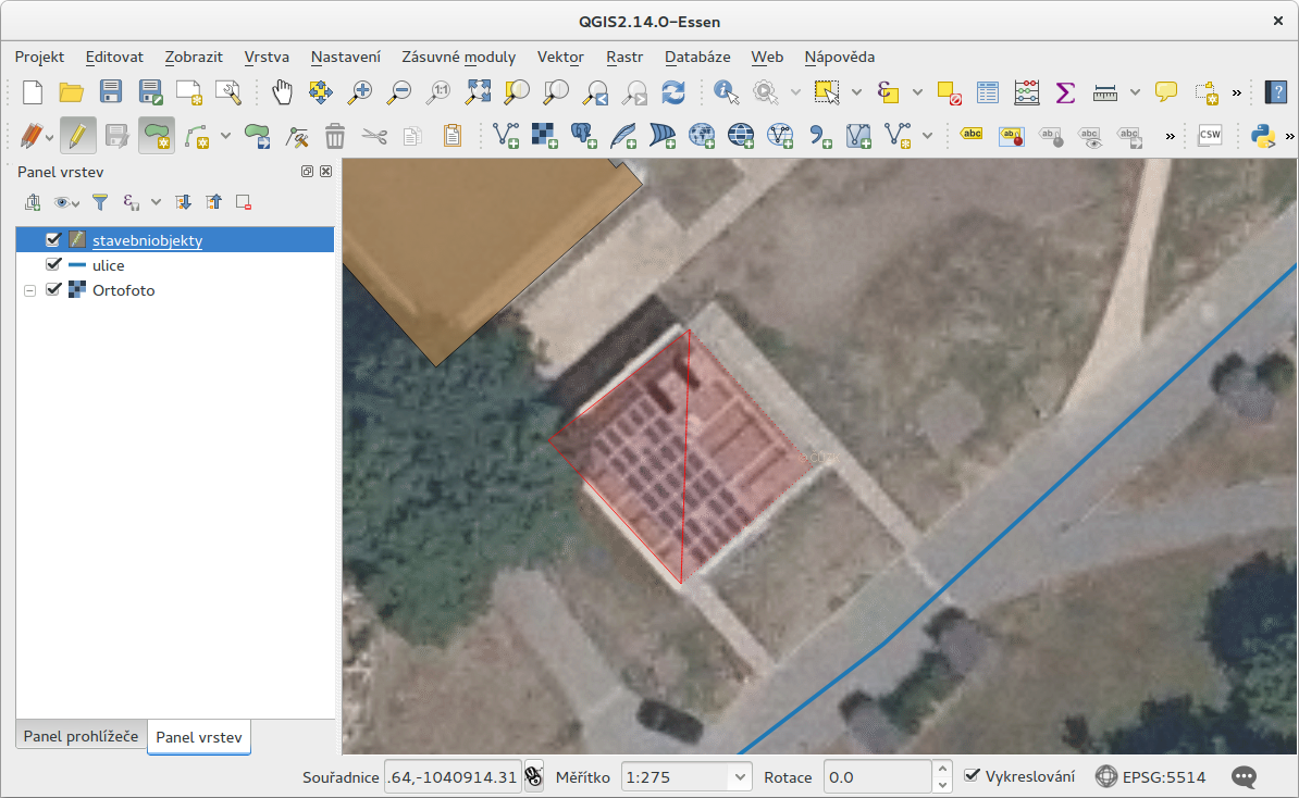 ../_images/qgis-edit-new-feature.png
